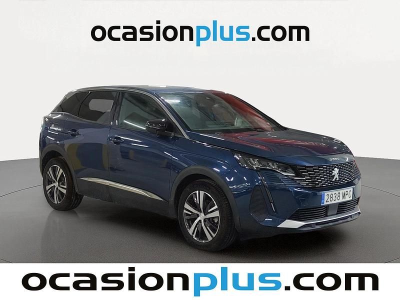 Usado Peugeot 3008 Allure 131 CV (96 kW) 2024 Azul SUV