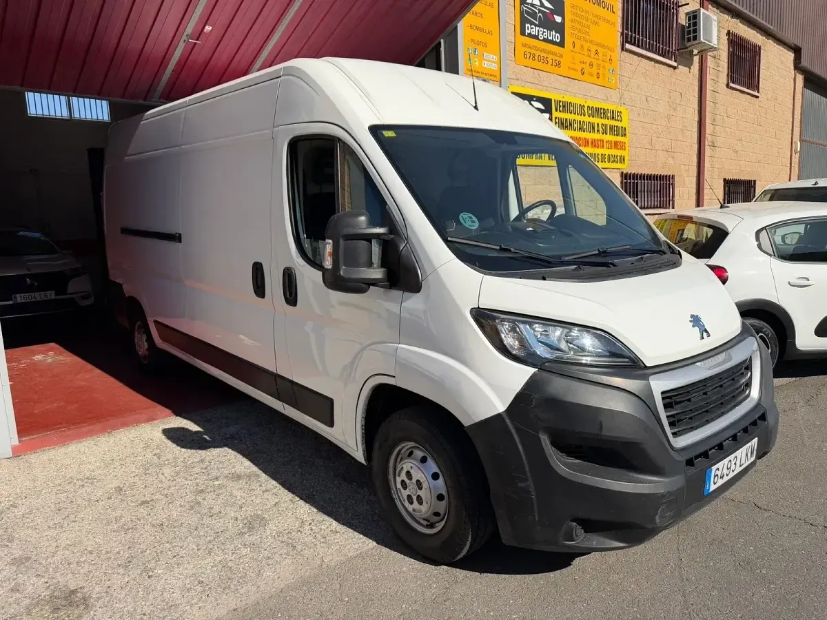 Usado Peugeot Boxer S 140 CV (102 kW) 2020 Blanco Van