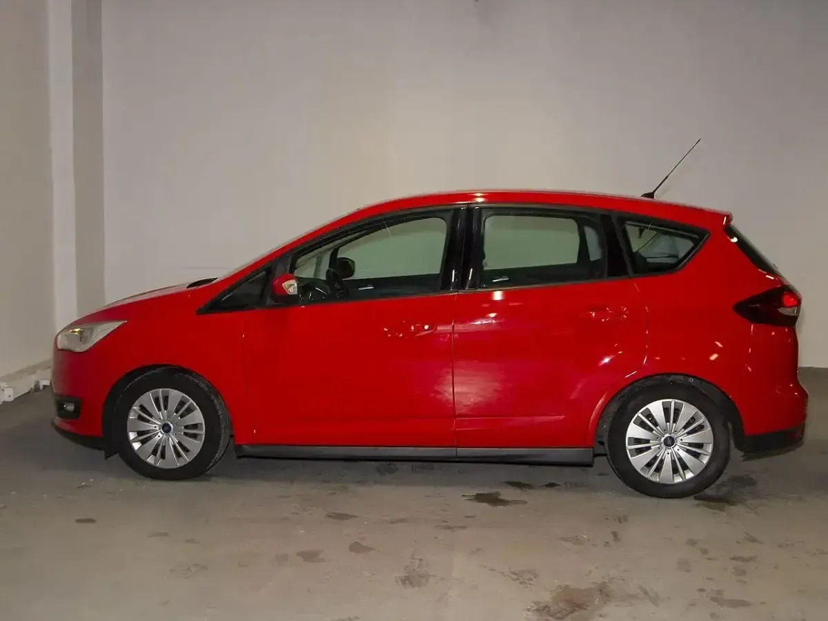 Usado Ford C-MAX Titanium 120 CV (88 kW) 2016 Rojo Monovolumen