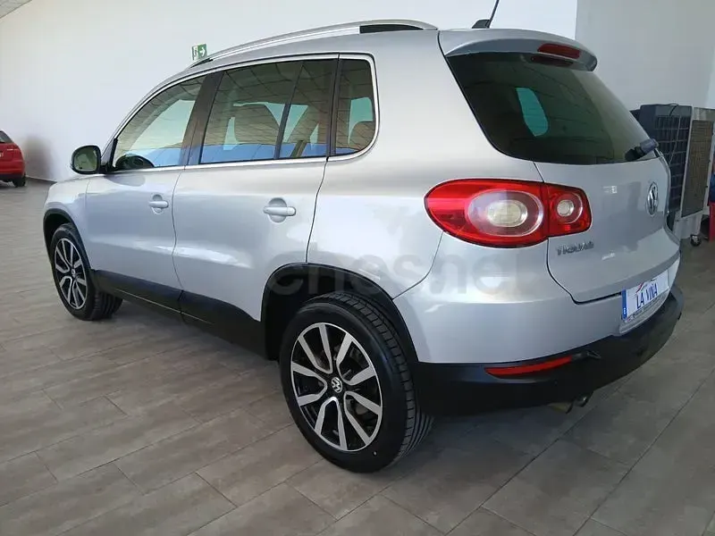 Usado VW Tiguan 140 CV (102 kW) 2008 Beige SUV