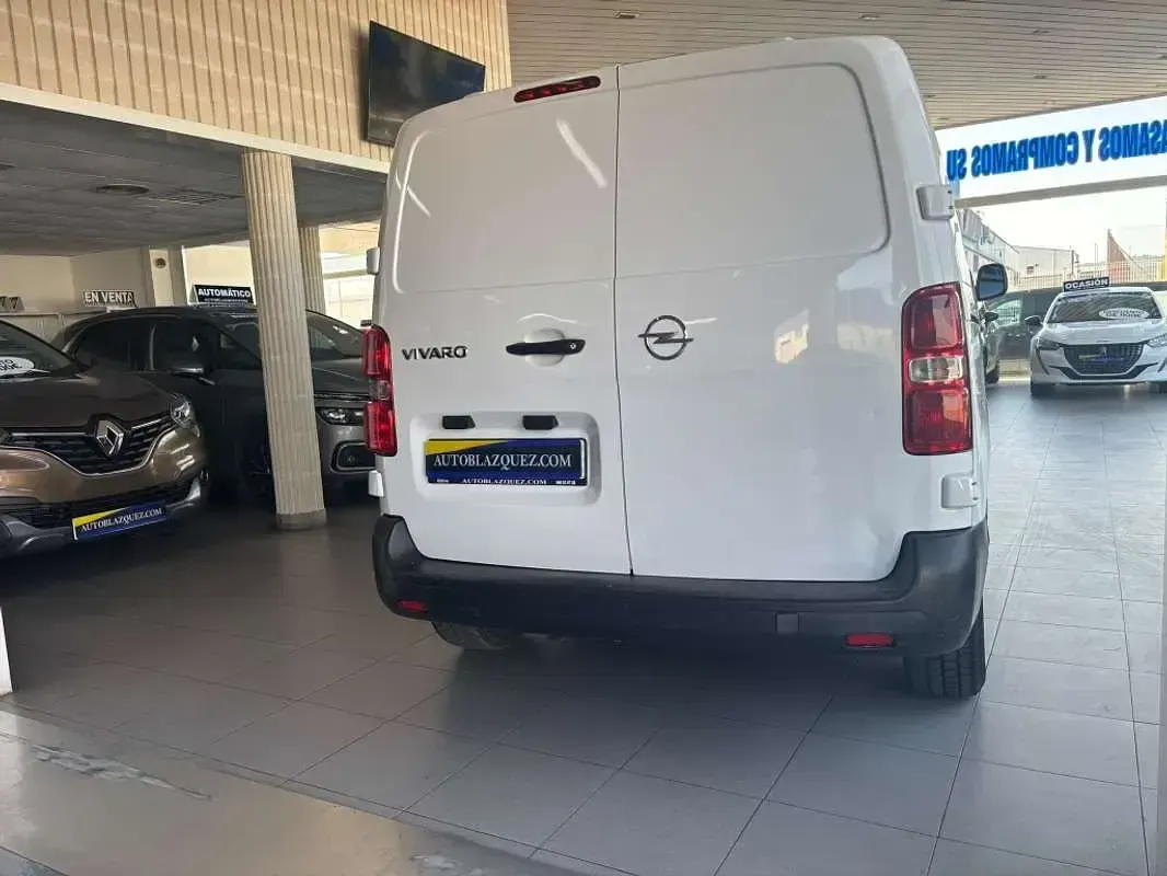 Usado Opel Vivaro 120 CV (88 kW) 2020 Blanco Monovolumen