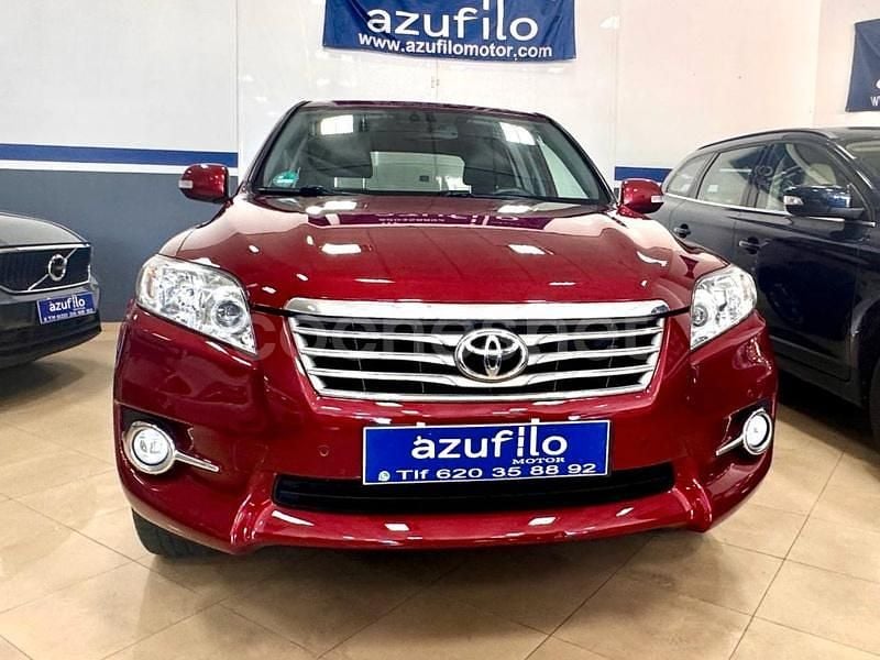 Granate Usado 2010 Toyota RAV4 Executive SUV | 14.999 € (Precio justo) - Imagen 1/4