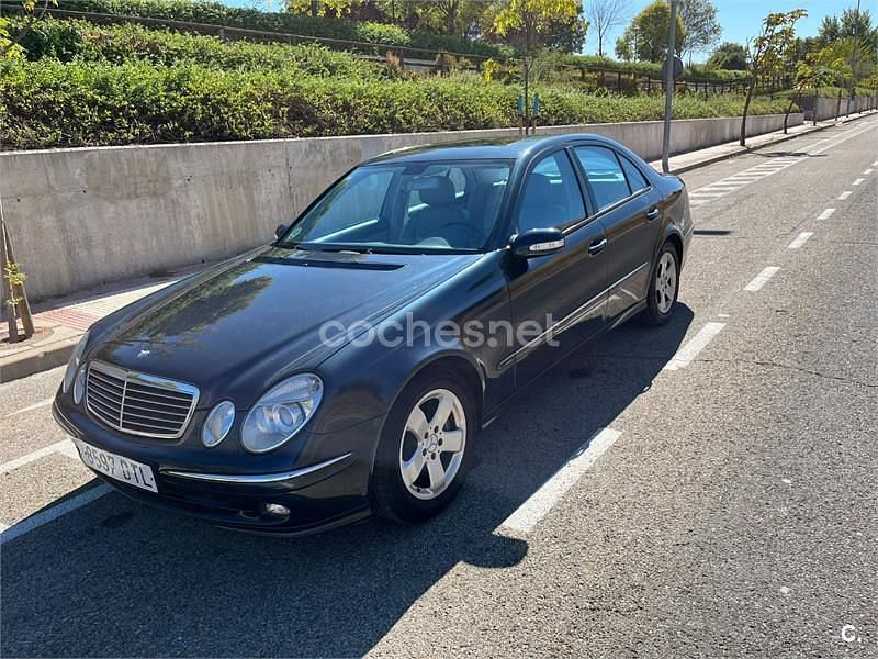 Azul Usado 2005 Mercedes E350 Avantgarde Berlina | 8900 € (Super precio) - Imagen 1/4