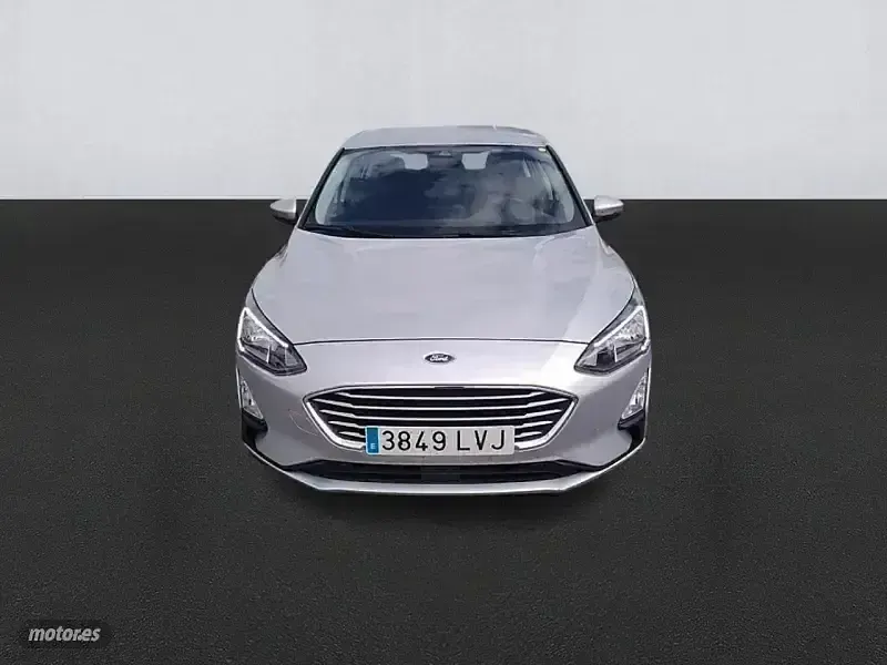 Usado Ford Focus Trend+ 125 CV (91 kW) 2021 Gris