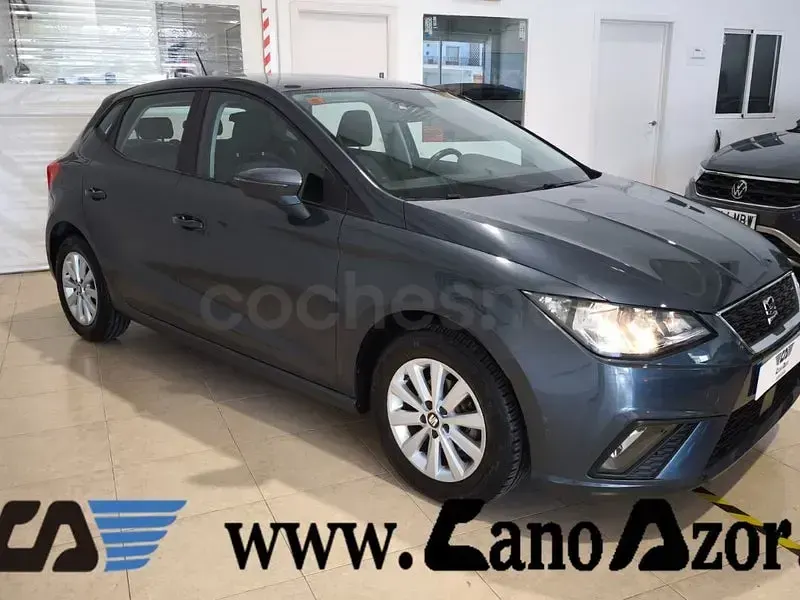Usado Seat Ibiza Style 80 CV (58 kW) 2019 Gris / plata Utilitario