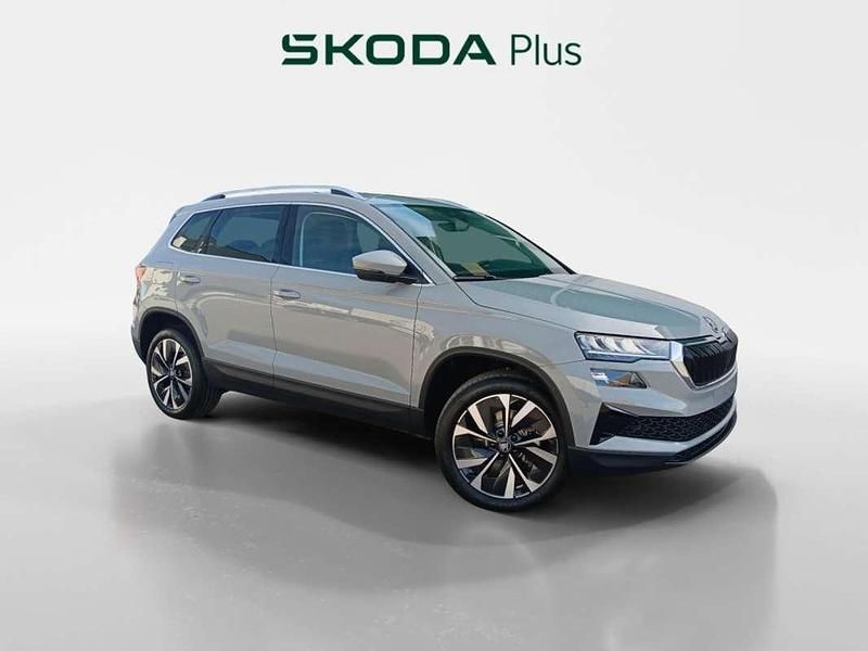 Usado Skoda Karoq Selection 150 CV (110 kW) 2025 Gris SUV