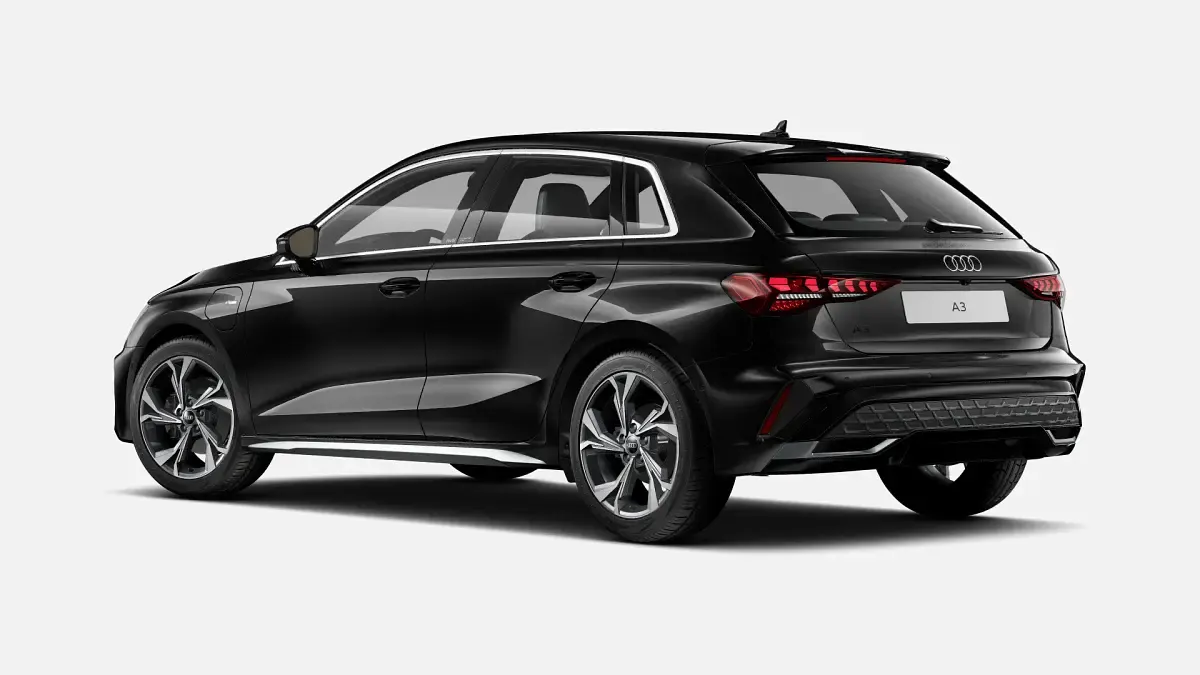 Usado Audi A3 Sportback S-Line 204 CV (150 kW) 2025 Negro Utilitario