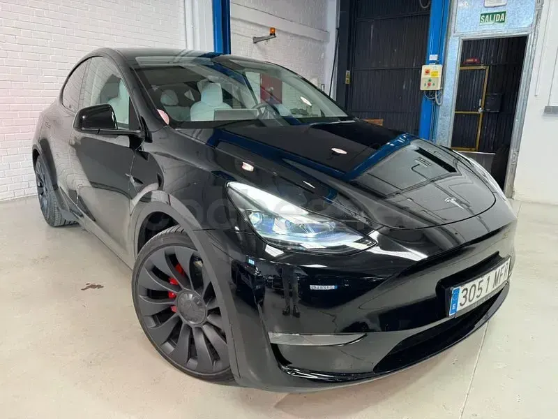 Brugt Tesla Model Y Performance 392 kW (534 HK) 2023 Eléctrico SUV