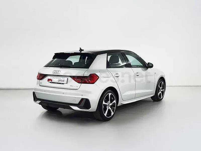 Usado Audi A1 Sportback 116 CV (85 kW) 2024 Gris Utilitario