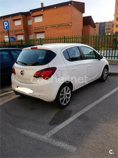 Usado Opel Corsa Selective 95 CV (69 kW) 2015 Blanco Utilitario