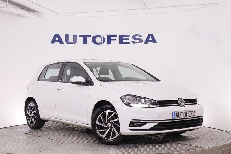 Usado VW Golf VII Advance 115 CV (84 kW) 2018 Blanco Berlina