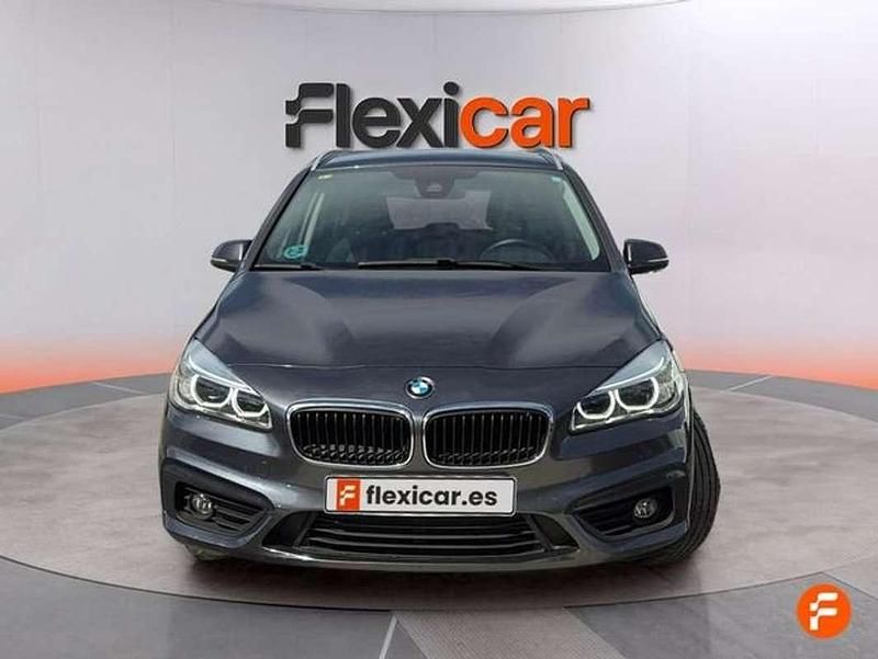 Usado BMW 218 150 HP (110 kW) 2017 Cinzento Monovolume
