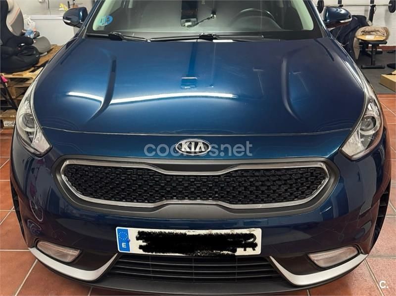 Usado Kia Niro 141 CV (103 kW) 2019 Azul SUV