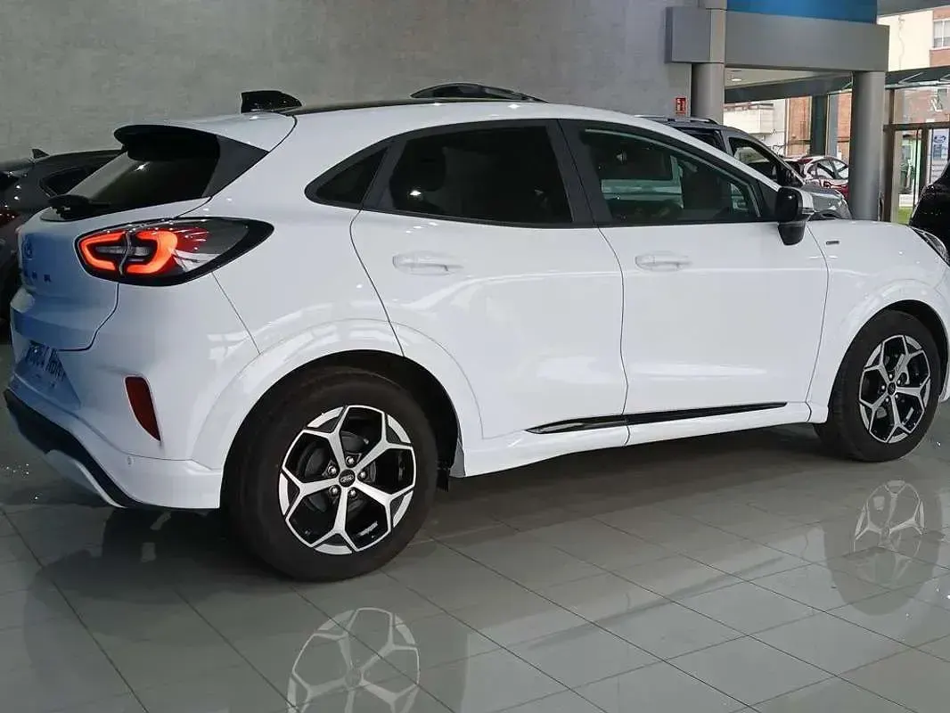 Usado Ford Puma ST-Line 125 CV (91 kW) 2025 Blanco SUV
