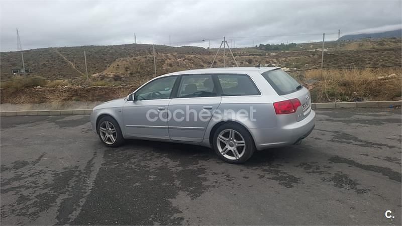 Usado Audi A4 163 CV (119 kW) 2007 Gris / plata Familiar