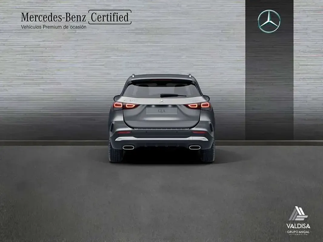 Usado Mercedes GLA200 150 CV (110 kW) 2022 SUV