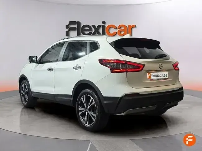 Usado Nissan Qashqai N-Connecta 115 CV (84 kW) 2018 Blanco SUV