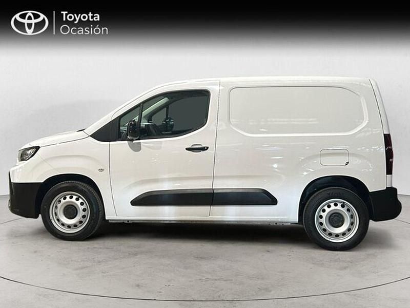 Usado Toyota Proace City City 100 CV (73 kW) 2025 Blanco Monovolumen