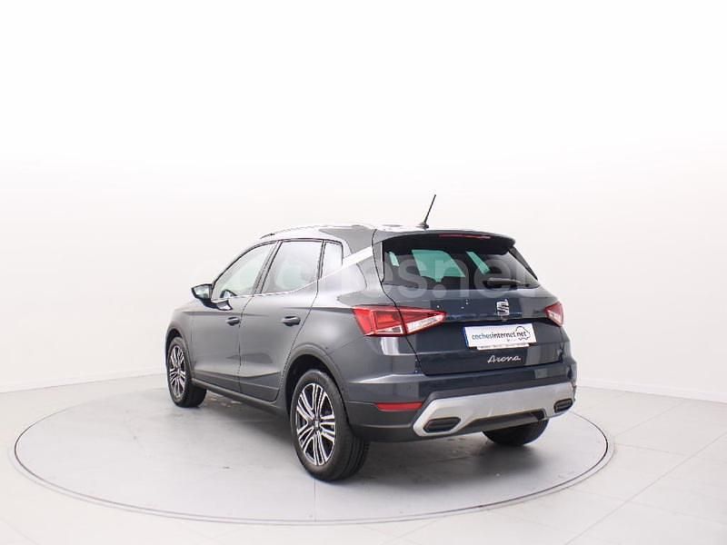 Usado Seat Arona Xperience 115 CV (84 kW) 2025 Azul SUV