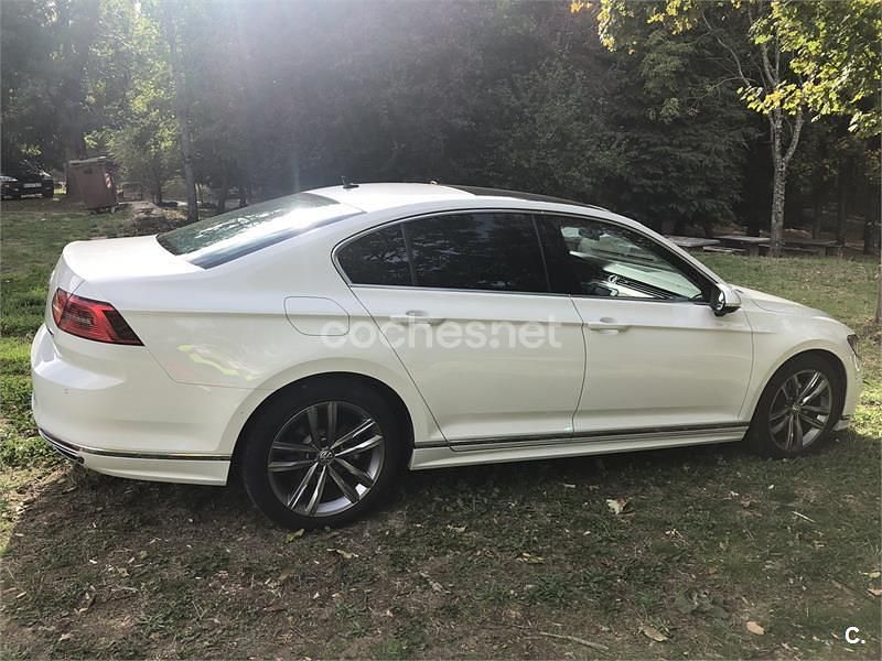 Usado VW Passat Sportline 150 CV (110 kW) 2016 Blanco Berlina
