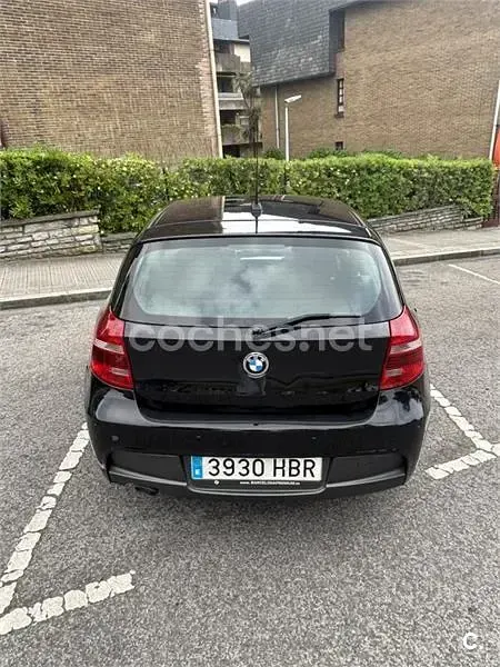 Usado BMW 120 184 CV (135 kW) 2011 Negro Utilitario