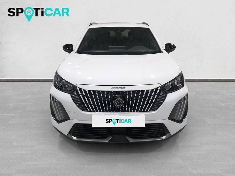Usado Peugeot 2008 Allure 145 CV (106 kW) 2025 Blanco SUV