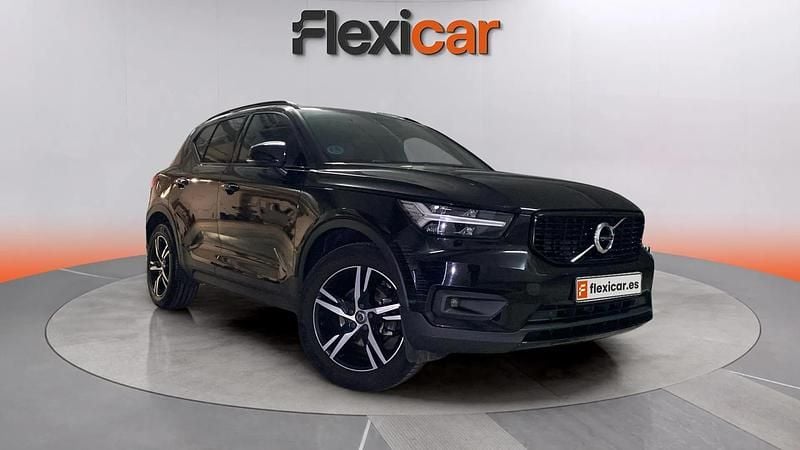 Usado Volvo XC40 150 CV (110 kW) 2018 Negro SUV