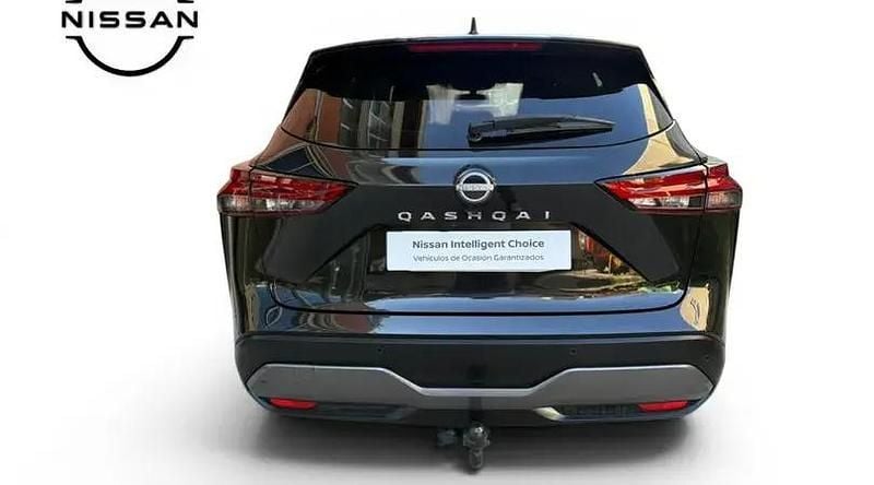 Begagnad Nissan Qashqai N-Connecta 140 HK (102 kW) 2023 Svart SUV