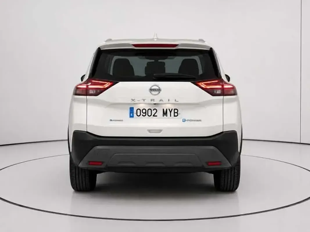 Usado Nissan X-Trail Acenta 213 CV (156 kW) 2025 Blanco SUV