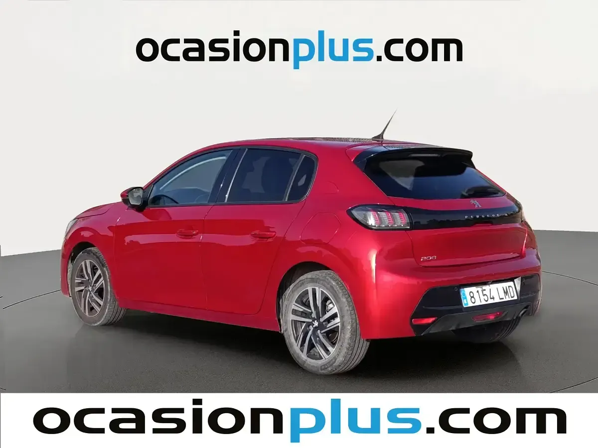 Usado Peugeot 208 Allure 100 CV (73 kW) 2021 Rojo Utilitario