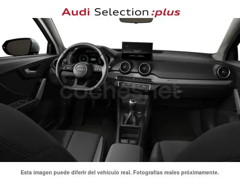 Usado Audi Q2 Advanced Plus 116 CV (85 kW) 2025 Gris / plata SUV