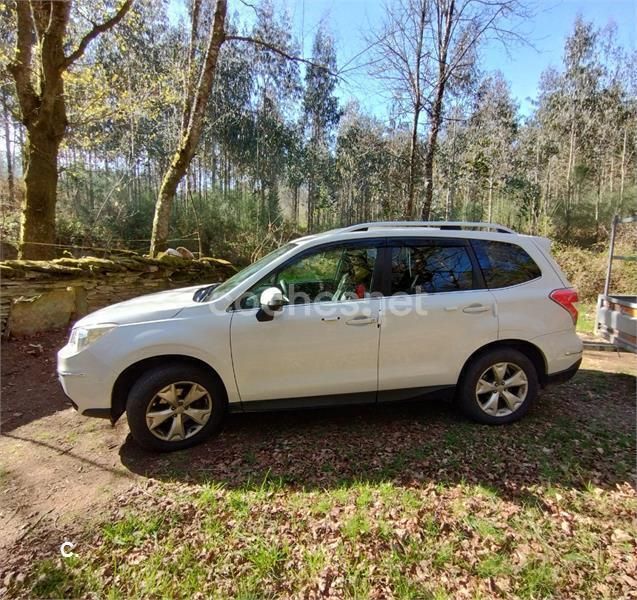 Blanco Usado 2014 Subaru Forester SUV | 18.000 € - Imagen 1/4