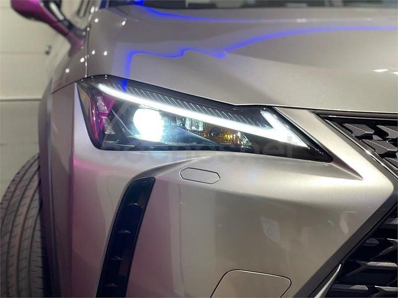 Usado Lexus UX Business Edition 184 CV (135 kW) 2022 Negro SUV