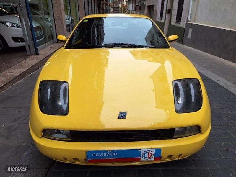 Usado Fiat Coupé 132 CV (97 kW) 2000 Amarillo Coupe