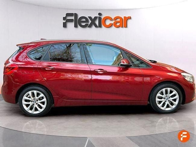 Usado BMW 218 150 CV (110 kW) 2016 Rojo Familiar