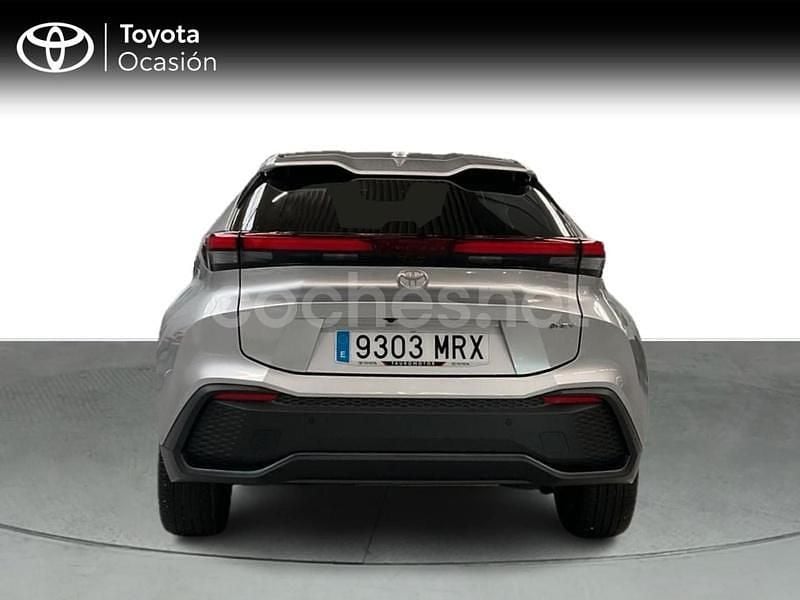 Usado Toyota C-HR Advance 140 CV (102 kW) 2024 Gris / plata SUV