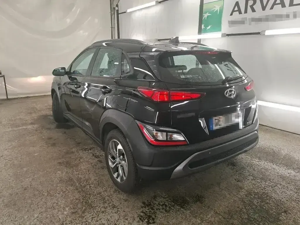 Usado Hyundai Kona 141 CV (103 kW) 2022 Negro SUV