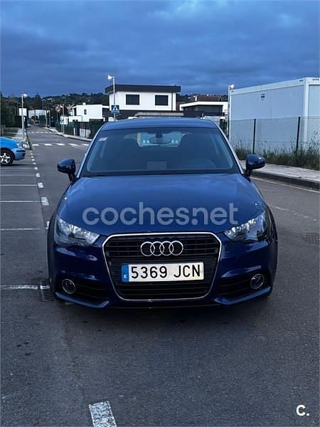 Usado Audi A1 Ambition 90 CV (66 kW) 2015 Azul Utilitario