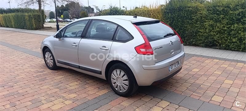 Usado Citroën C4 90 CV (66 kW) 2010 Gris / plata Berlina