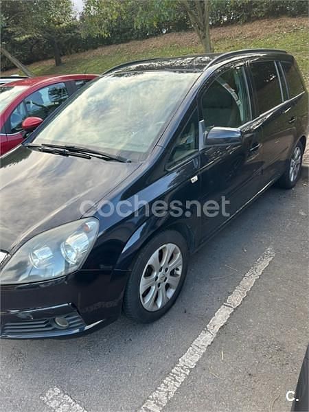 Usado Opel Zafira Enjoy 140 CV (102 kW) 2008 Negro Monovolumen