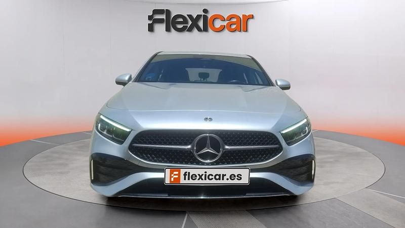 Używany Mercedes A250 227 KM (166 kW) 2023 Szary Sedan/Limuzyna