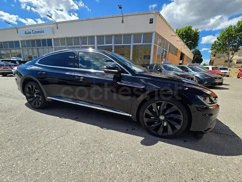Usado VW Arteon R-line 240 CV (176 kW) 2020 Negro Berlina
