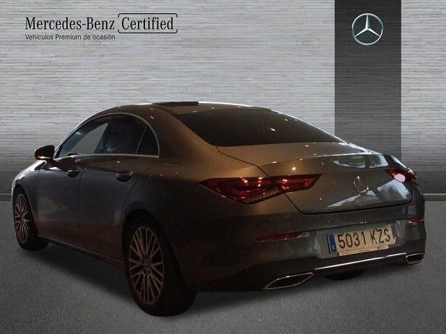 Usado Mercedes CLA180 136 CV (100 kW) 2019 Gris montaña Berlina