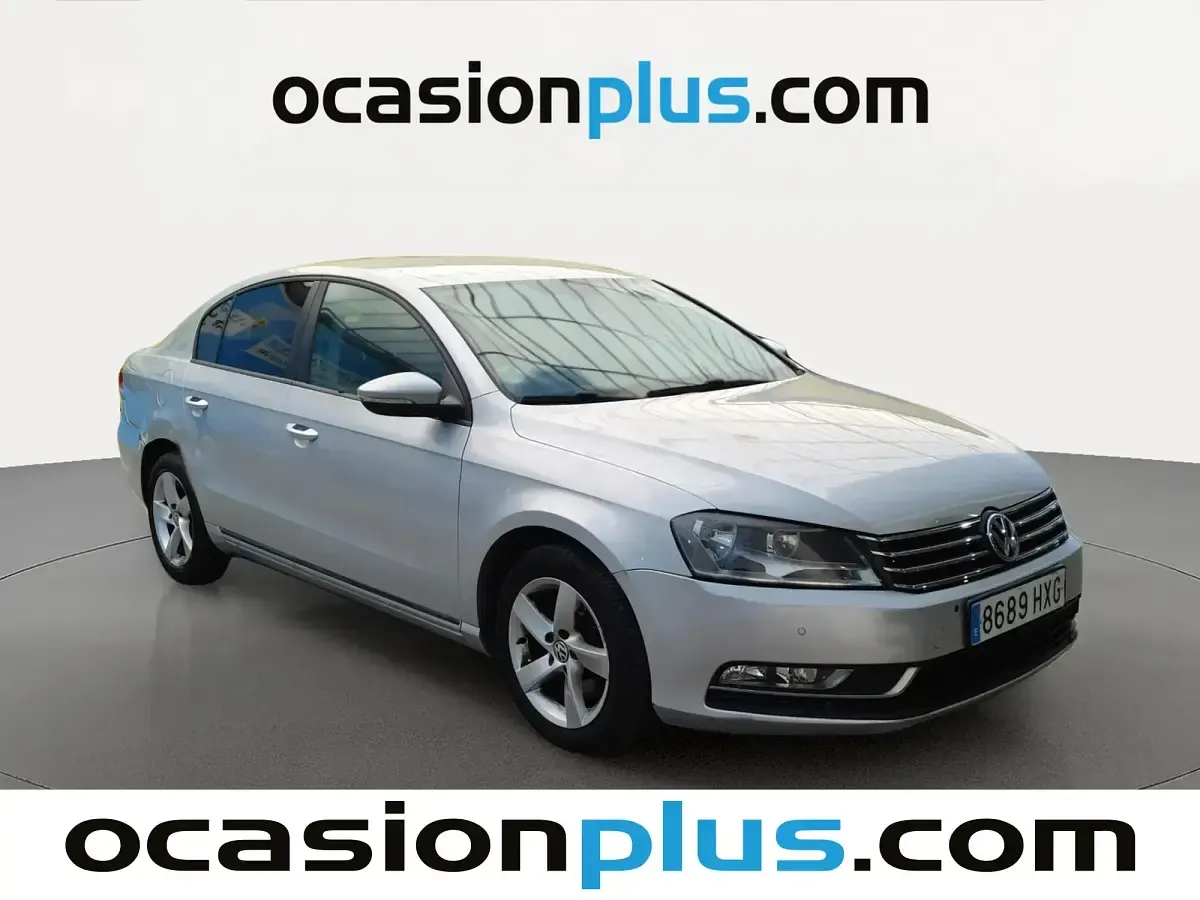 Usado VW Passat Edition 105 CV (77 kW) 2014 Plateado Berlina