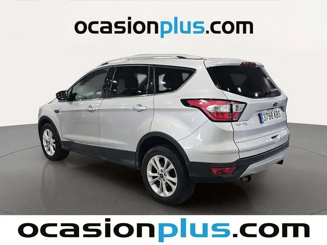 Usado Ford Kuga Titanium 150 CV (110 kW) 2017 Gris SUV
