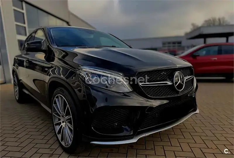 Käytetty Mercedes GLE450 AMG AMG 367 HP (269 kW) 2017 Musta Coupe - kaksiovinen