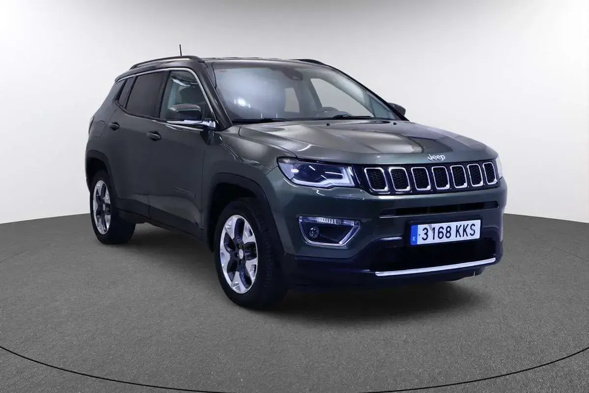 Usado Jeep Compass Limited 140 CV (102 kW) 2018 Verde SUV