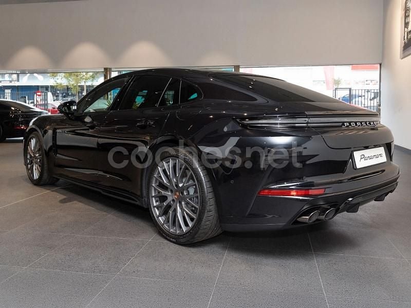 Nuevo Porsche Panamera 4 470 CV (345 kW) 2025 Negro Berlina