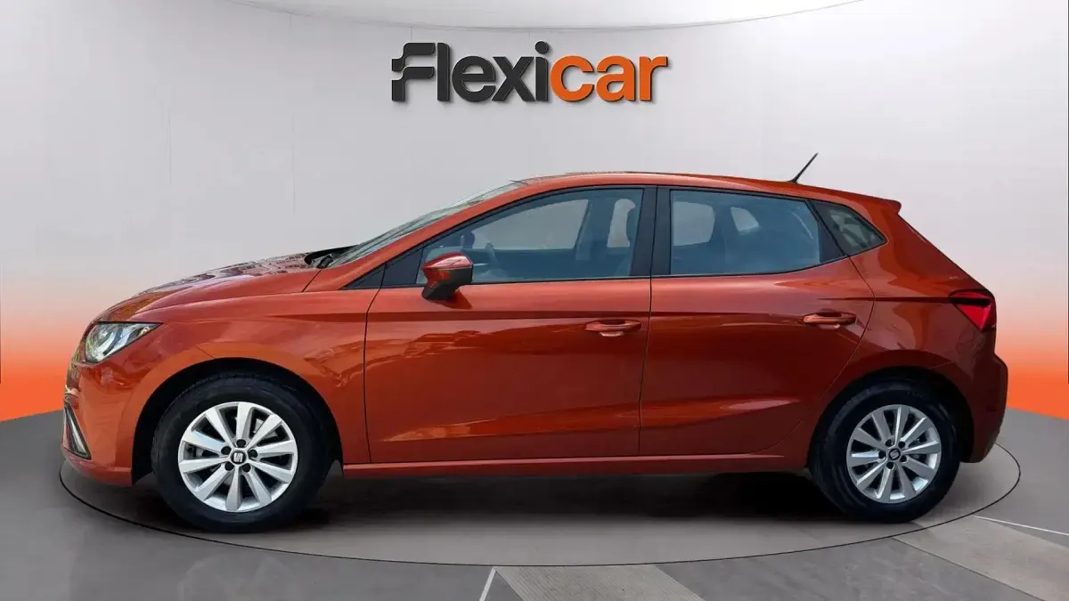 Usado Seat Ibiza Style 116 CV (85 kW) 2020 Naranja Utilitario