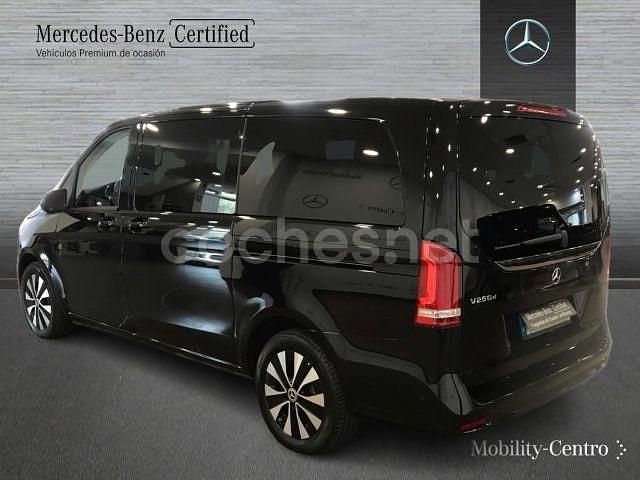 Usado Mercedes V250 Avantgarde 190 CV (139 kW) 2023 Negro Monovolumen